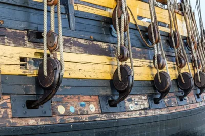 Illustration chain - Image 1