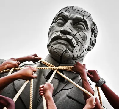 Illustration impeached - Image 1