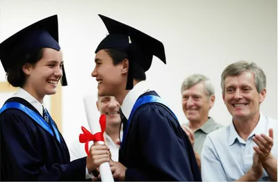 Illustration creditable - Image 1