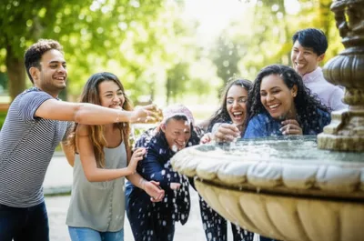 Illustration candid - Image 1