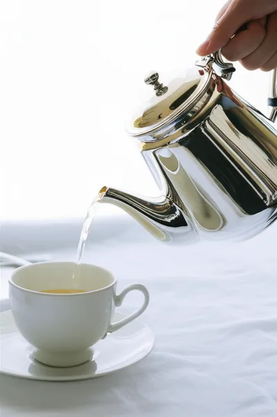 Illustration polite - Image 1