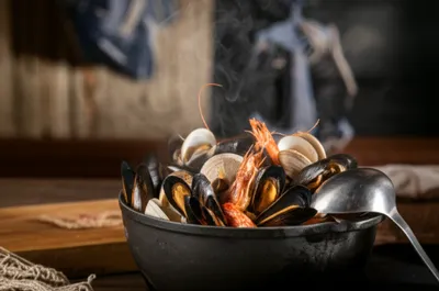 Illustration steamers - Image 1