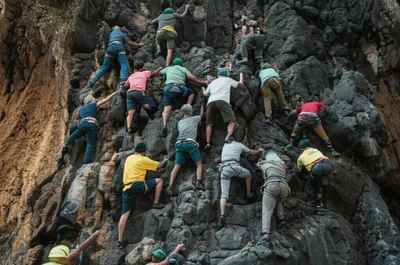 Illustration swarm - Image 1