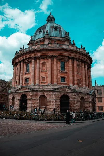 Hình ảnh minh họa oxford - Ảnh 2