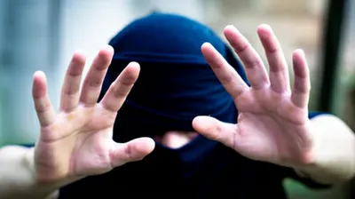 Illustration blindfold - Image 1