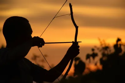 Illustration bower - Image 1