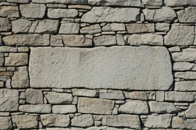 Визуальная иллюстрация слова «through» - Сквозной камень