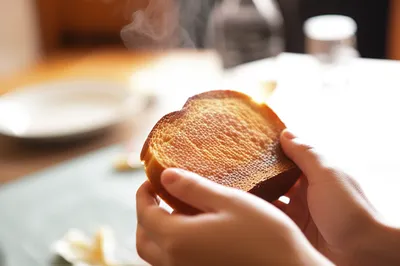 Illustration toasted - Image 1