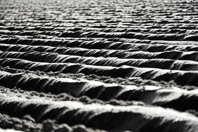 Illustration mounds - Image 1