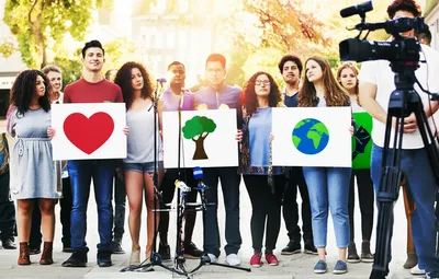 Illustration protests - Image 1