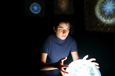 Illustration scry - Image 1