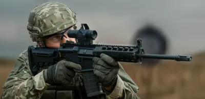 Illustration serves - Image 1