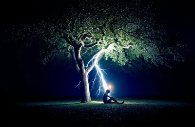 Illustration strikes - Image 1