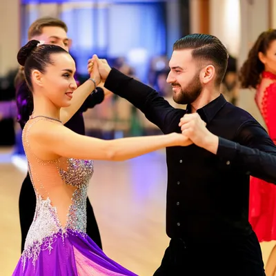 Illustration swinging - Image 1