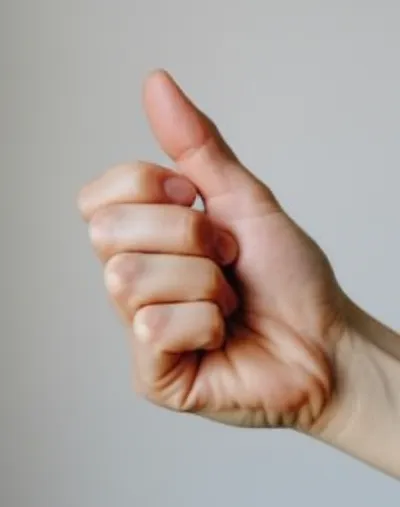 Illustration knuckles - Image 1