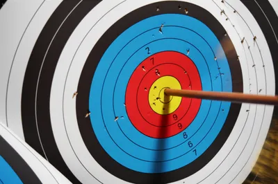 Illustration nailed - Image 1