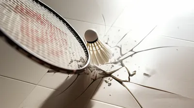 Illustration smash - Image 1