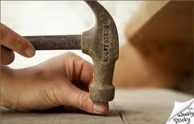 Illustration hammering - Image 2