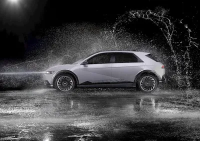 Illustration splashed - Image 2