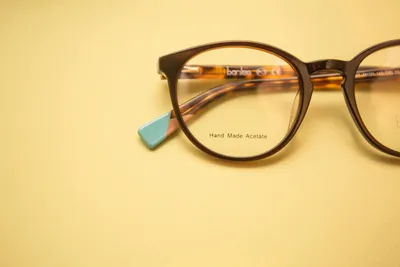 Illustration acetate - Image 1