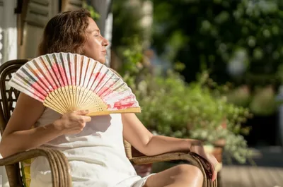 Illustration fanning - Image 1