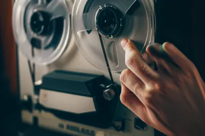 Illustration scrubbing - Image 1