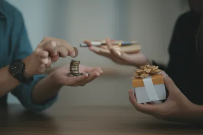 Illustration treats - Image 1