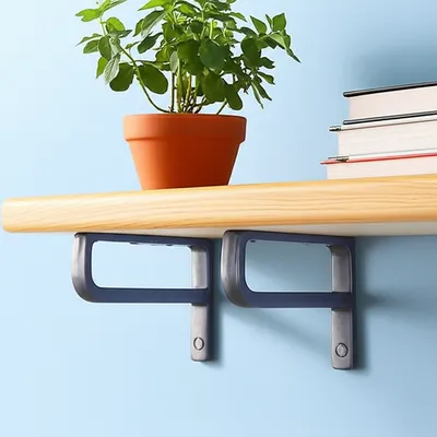 Illustration bracket - Image 1