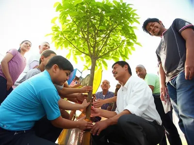 Illustration appreciating - Image 1