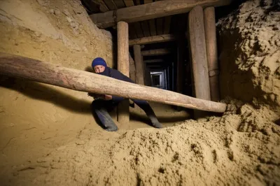 Illustration spills - Image 1