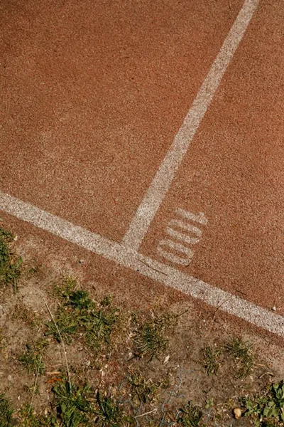 Illustration hundreds - Image 2