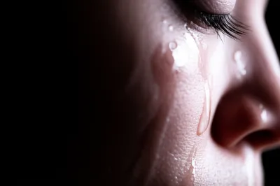 Illustration weeping - Image 1