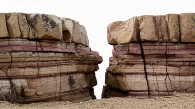 Illustration dislocations - Image 1