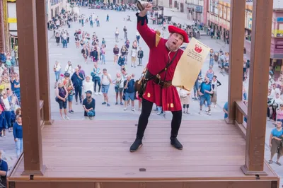 Illustration proclaimed