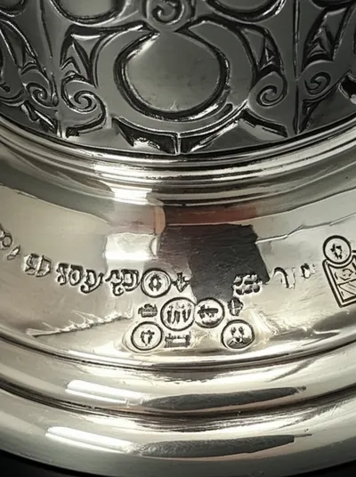 Illustration hallmarks - Image 2