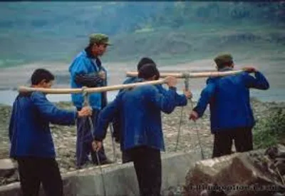 Illustration backbreaking - Image 2