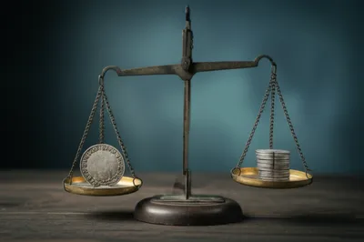 Illustration sixpence