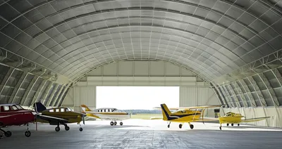 Illustration hangars