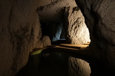 Illustration cavern - Image 1