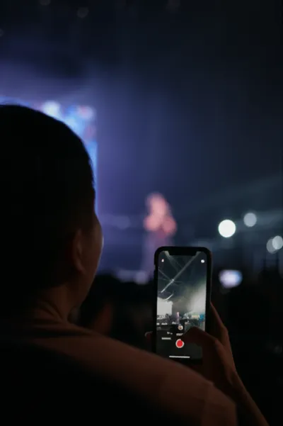 Hình ảnh minh họa follower - Ảnh 1