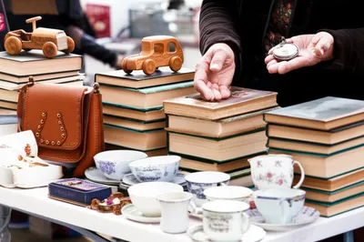 Illustration secondhand - Image 1