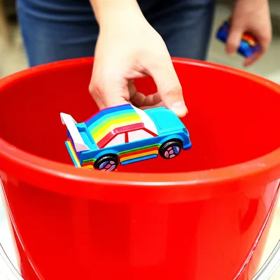 Illustration buckets - Image 1