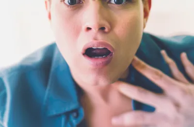 Illustration breathless