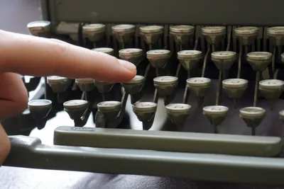 Illustration pecked - Image 1