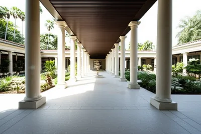 Illustration colonnades - Image 1