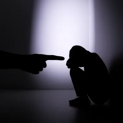 Illustration accusations