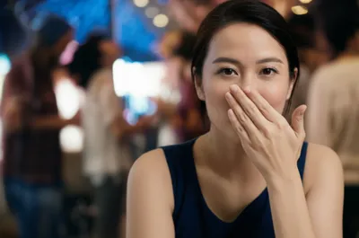 Illustration buttoned - Image 1