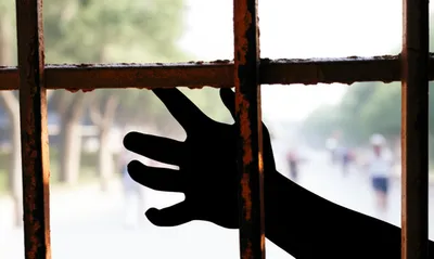 Illustration jails - Image 1