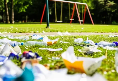 Illustration littered - Image 1