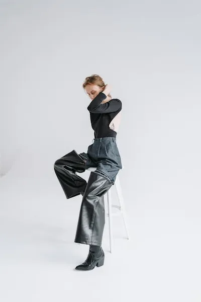 Illustration trouser - Image 2